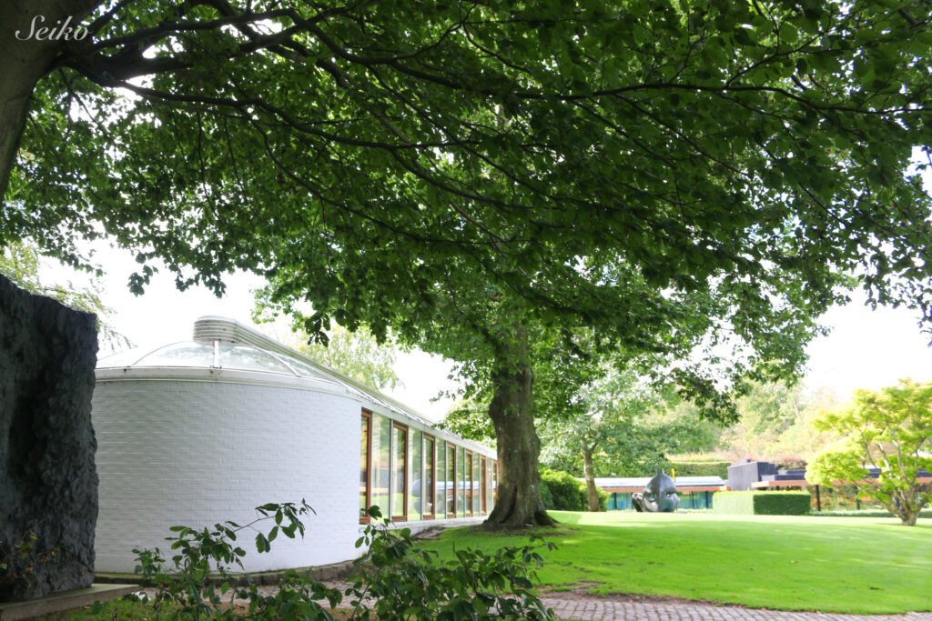 Glass building of the Louisiana Museum of Modern Art